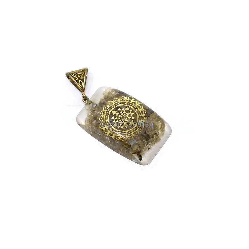 Labradorite Sri Yantra Orgone Pendant
