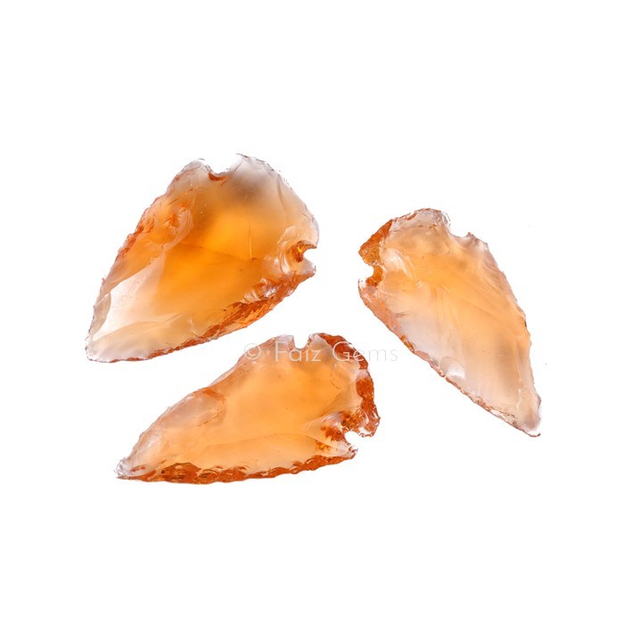 Golden Glass Arrowheads Of Size 1-1.5 Inches